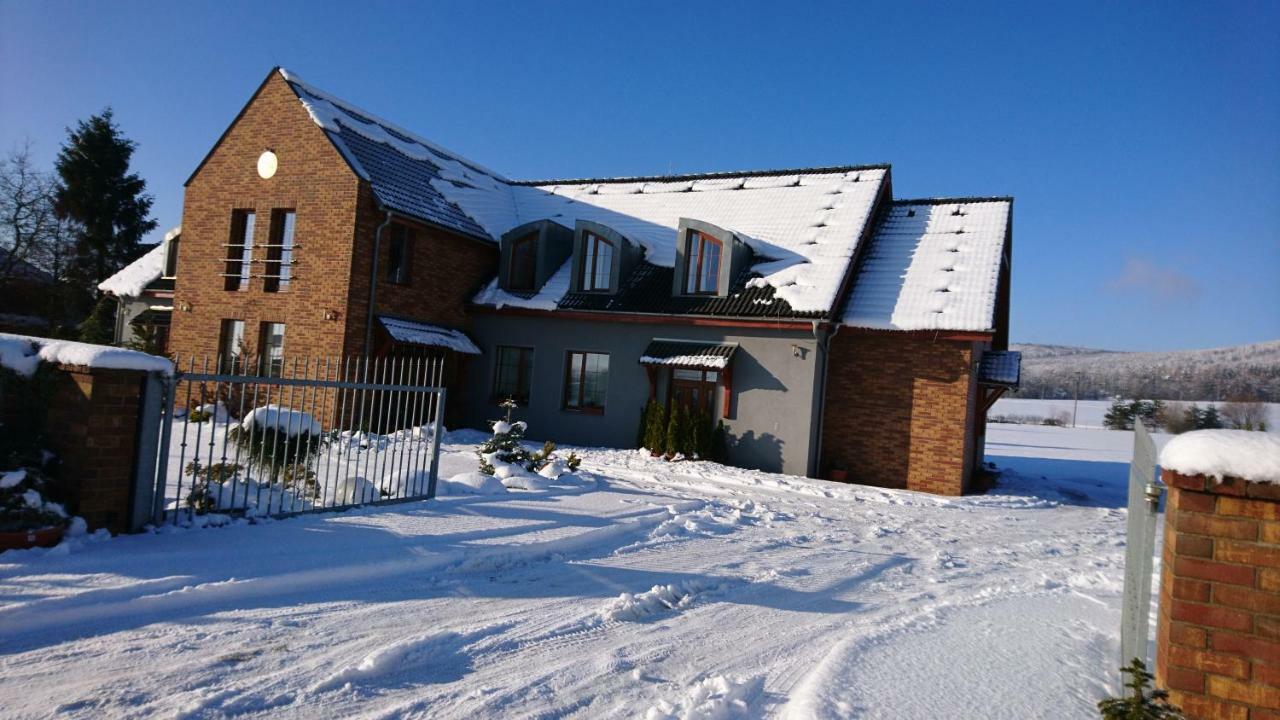 Vila Lipa Nový Bor Exterior foto