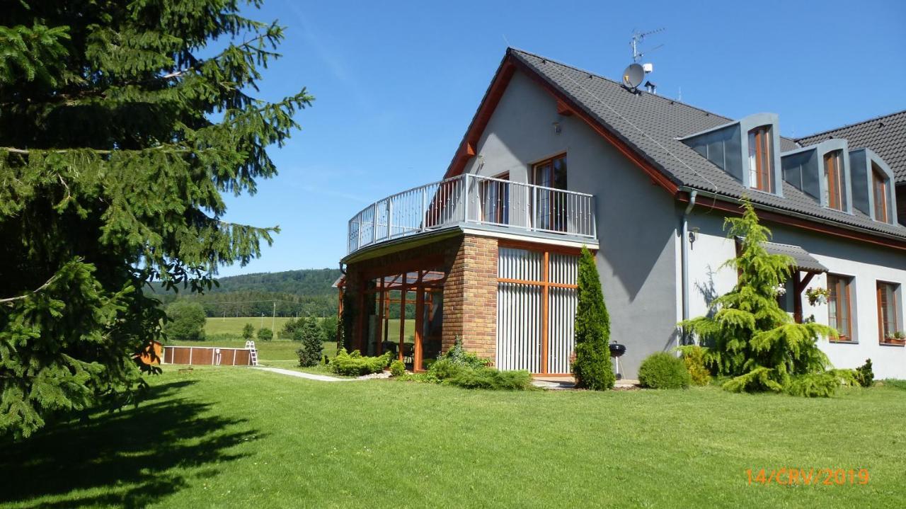 Vila Lipa Nový Bor Exterior foto